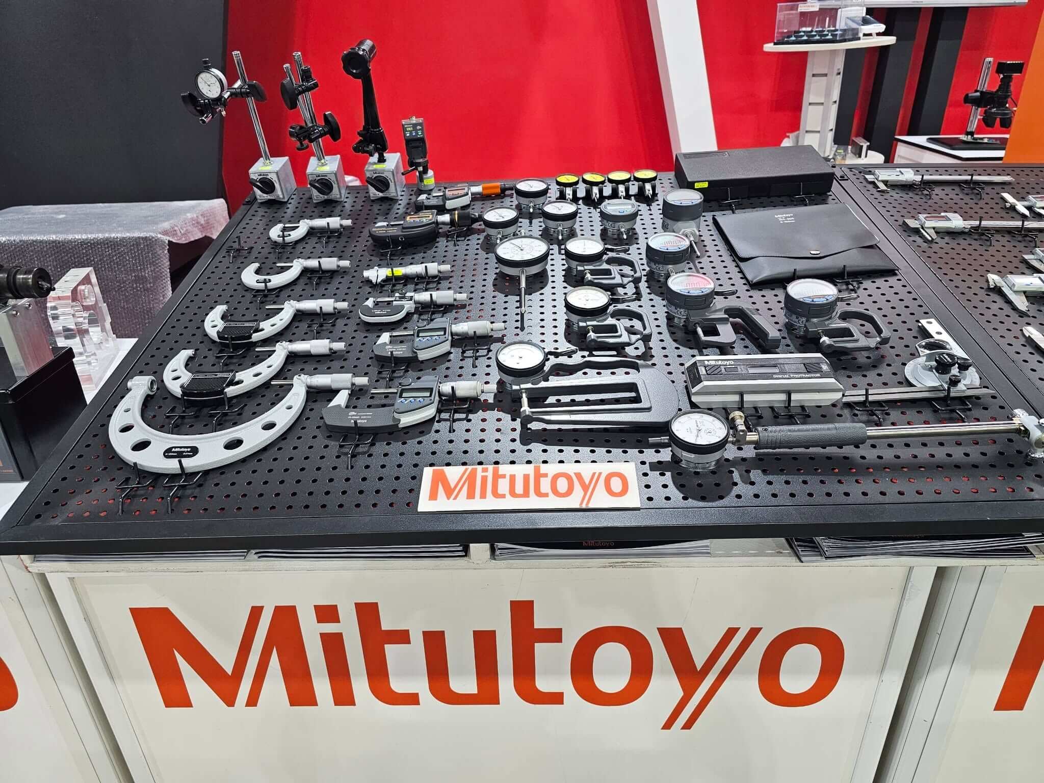 region-supplier-booth-5